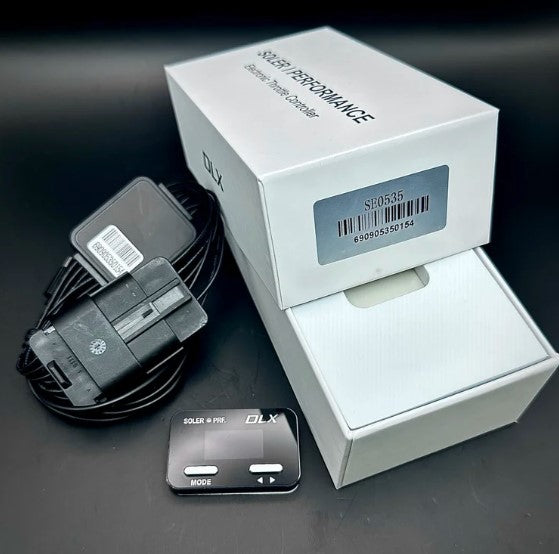 SE0535-TC DLX Bluetooth® Throttle Controller: Corvette 6 (2006-2013), Camaro 5, Cadillac DTS & CTS 2